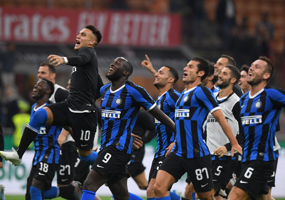 他是全场最冷静的人