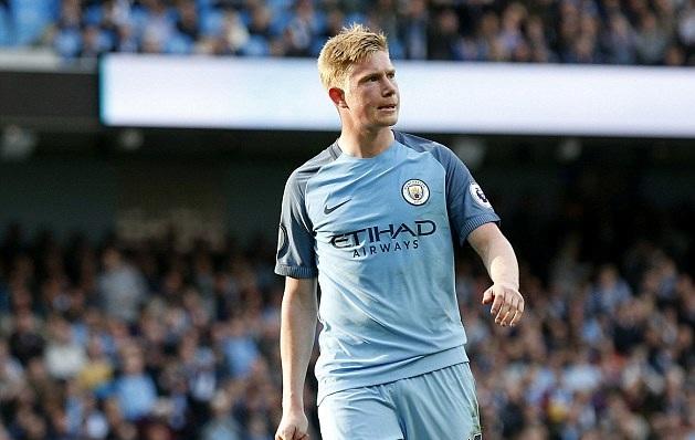 国足世预赛名单公布 新老结合备战