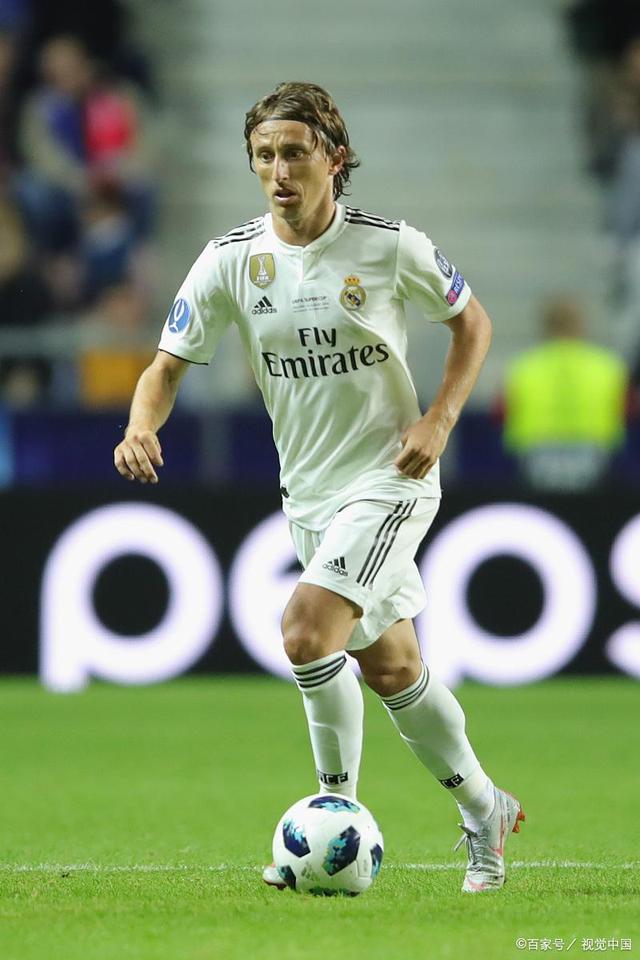 王俊杰27分，三分球9中7；林葳23分。中国男篮有救了