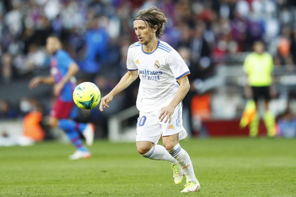 和平精英战队资源运营打法解析