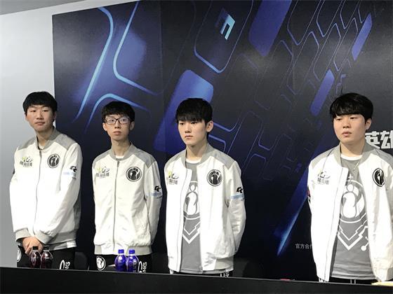 次抢断快攻 次抢断快攻