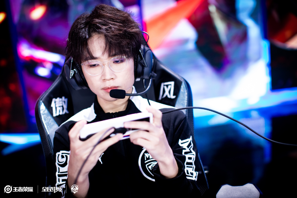 他的身高与 他的身高与