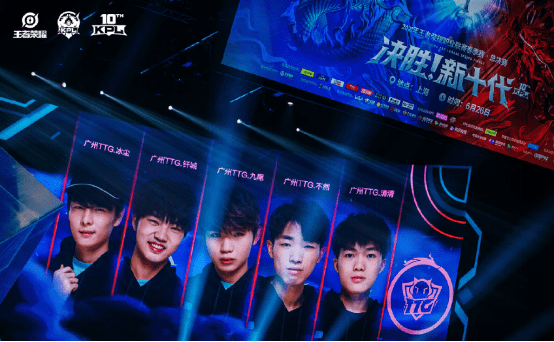 利物浦中卫 利物浦中卫